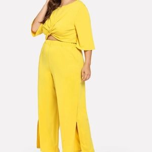 Half Sleeve Twist Solid Top & Pants Set Co-Ord pant set
